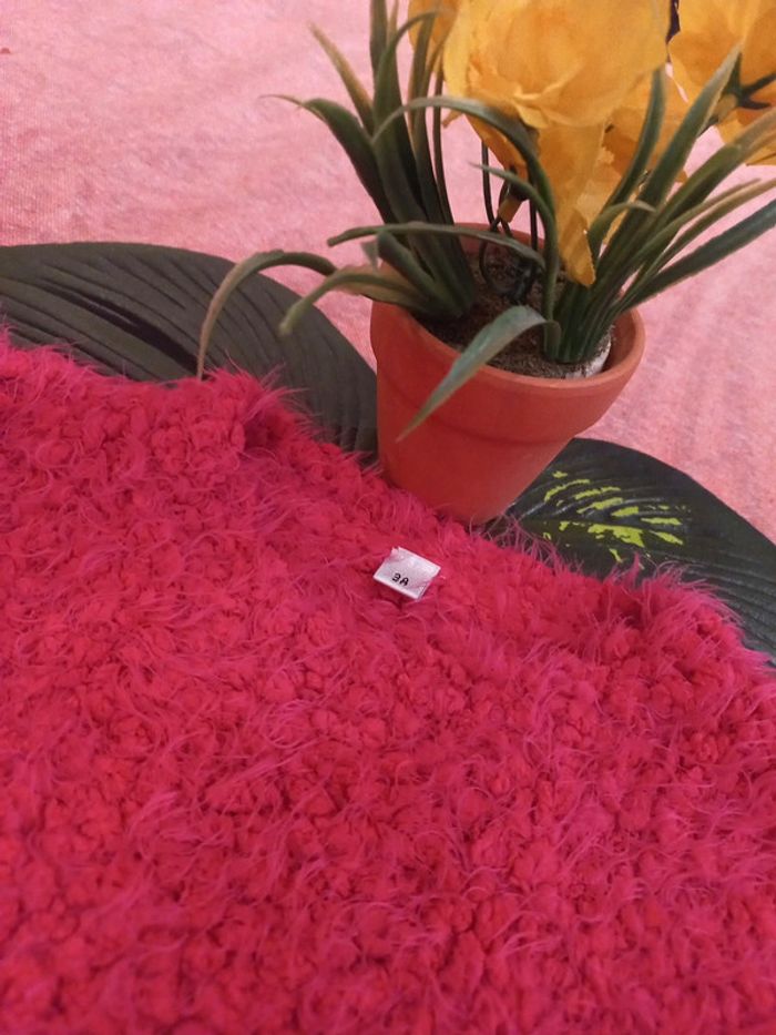 Beau pull rose fushia a poils - photo numéro 3