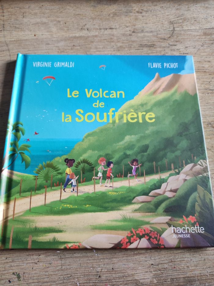 Livre happy meal mac Donald's merveilles de France