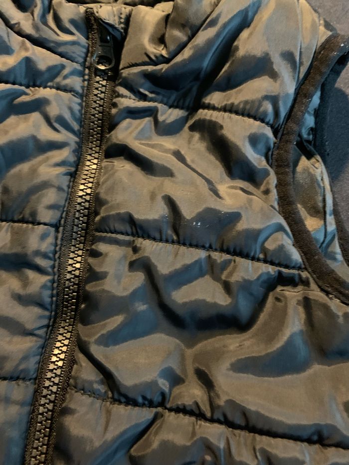 Doudoune sans manches noire 18 mois - photo numéro 2