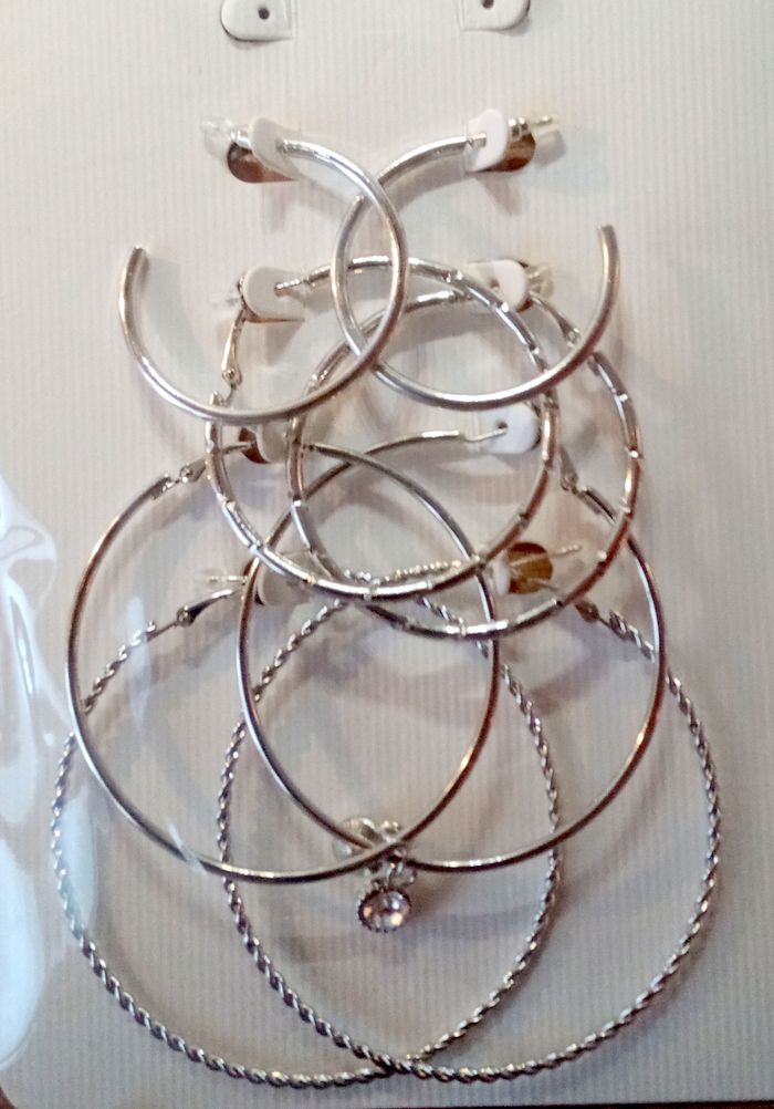 Lot de 4 paires de créoles Neuves - photo numéro 3