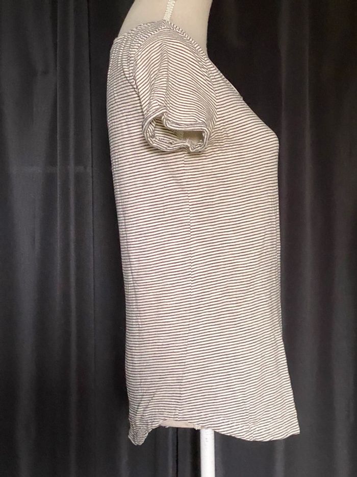 T-shirt à fines rayures H&M - photo numéro 3