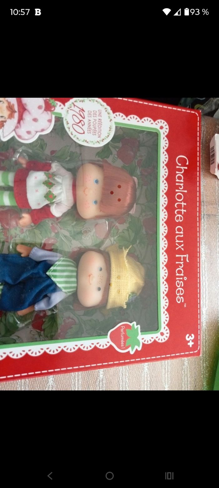 Figurines poupées Charlotte aux fraises - photo numéro 2