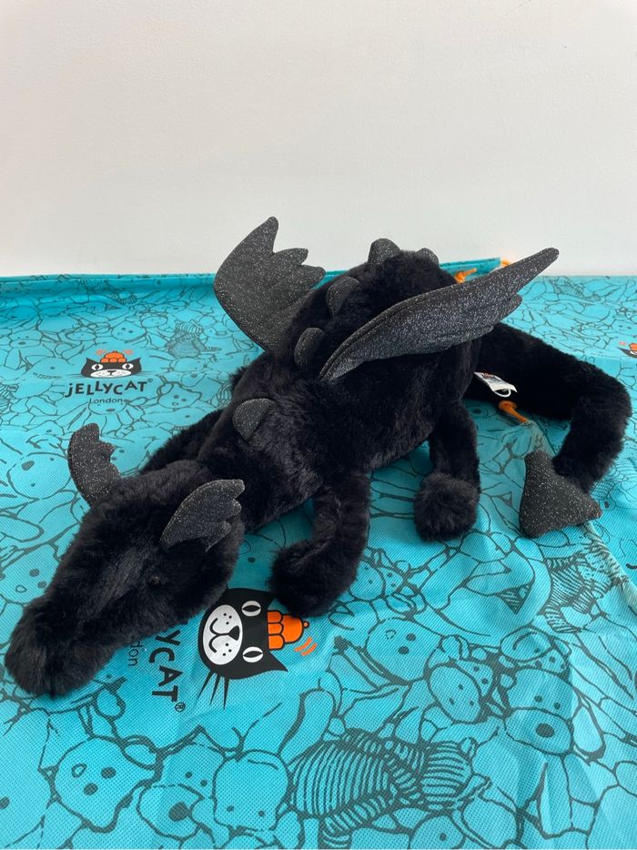 Peluche JELLYCAT ONYX DRAGON LARGE 🖤 - photo numéro 2