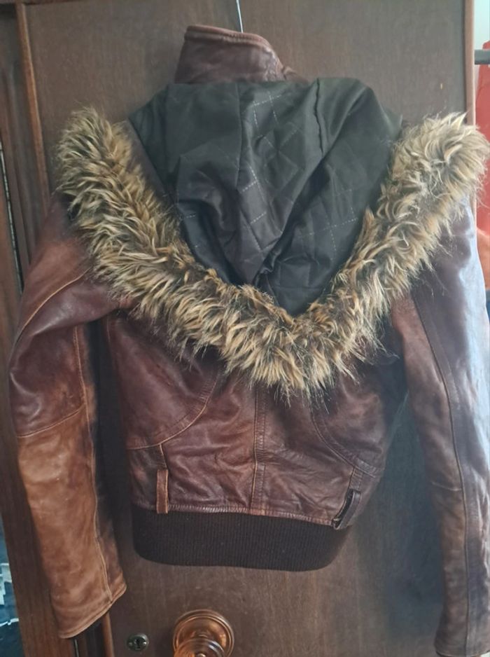 Veste en cuir veritable bon etat taille s - photo numéro 2