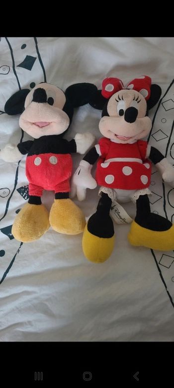 Peluches minnie et mickey