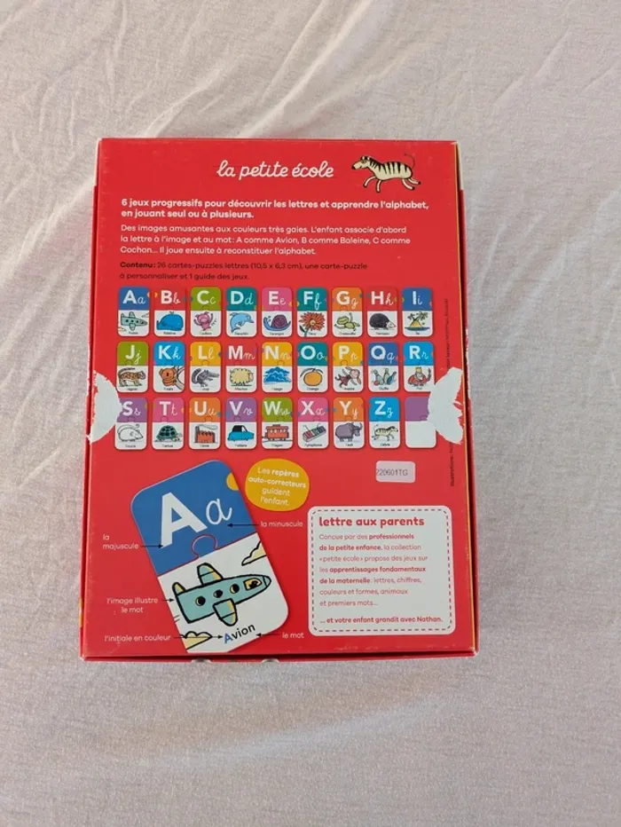 Jeu éducatif Nathan "La petite école - Les Lettres" - 3-5 ans - photo numéro 3