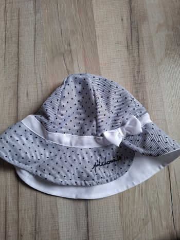 Chapeau bébé
