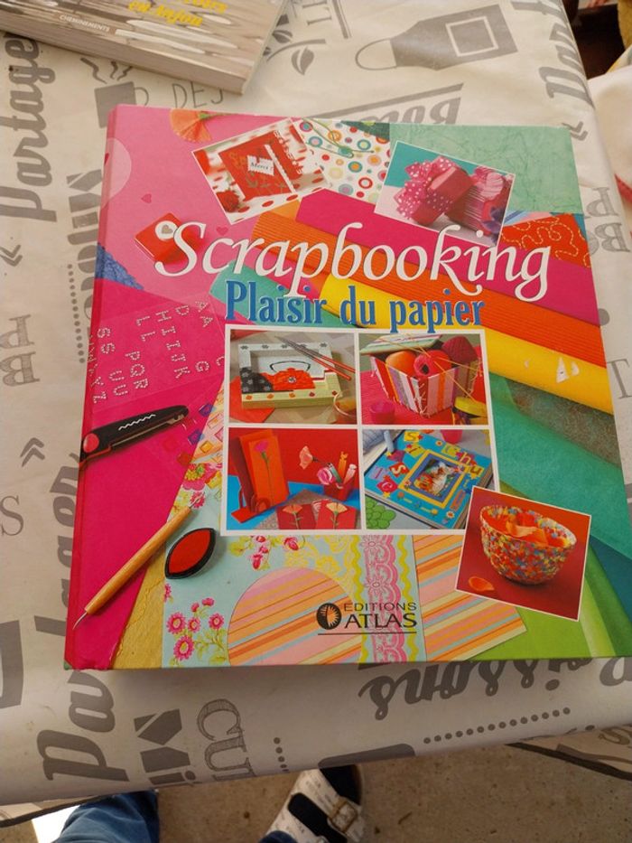Classeur scarbooking - photo numéro 1