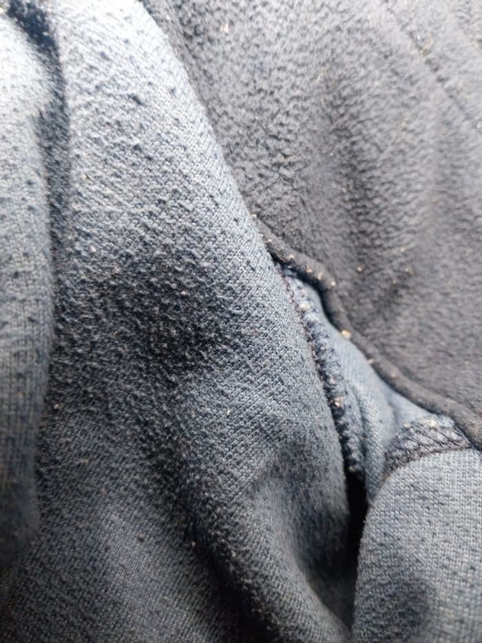 Quart zip/half zip columbia en très bon état mais étiquette coupés S - photo numéro 3