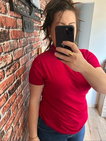 Pull court , col roulé