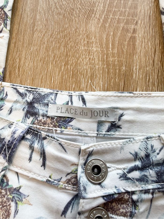 Jean slim taille faute blanc à motifs floraux place du jour taille 36 S - photo numéro 3