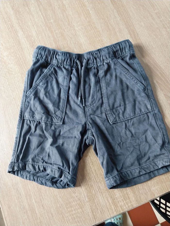 Short 6 ans