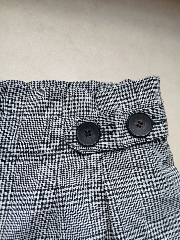 Short zara taille L - photo numéro 3