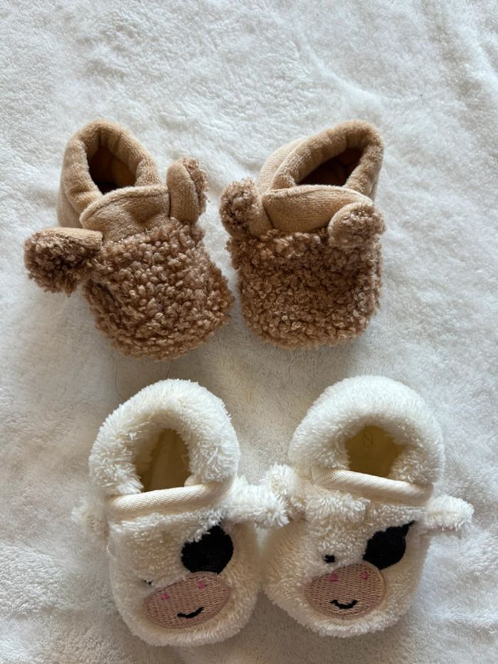 Lot petit chaussons