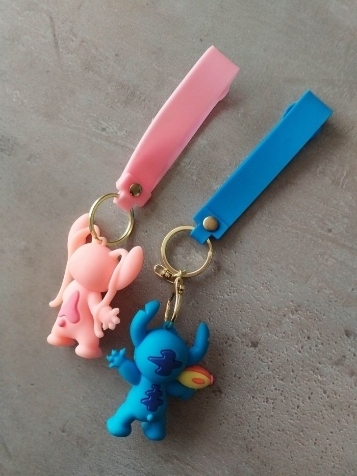 Lot 2 porte-clés Stitch & Angel - photo numéro 4