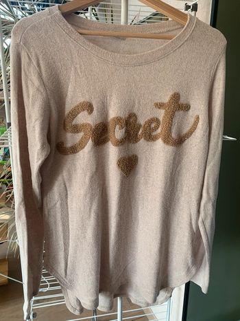 Pull long secret taille unique