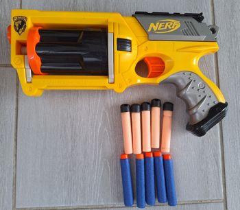 Pistolet nerf maverick rev-6