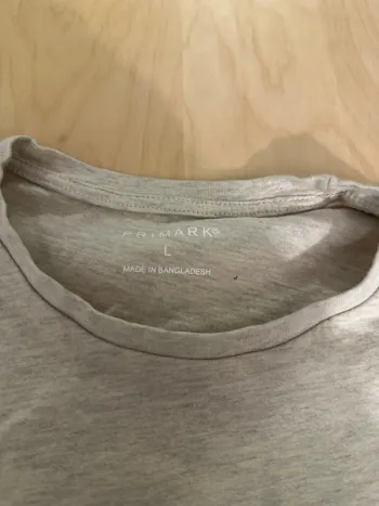 t-shirt Primark beige