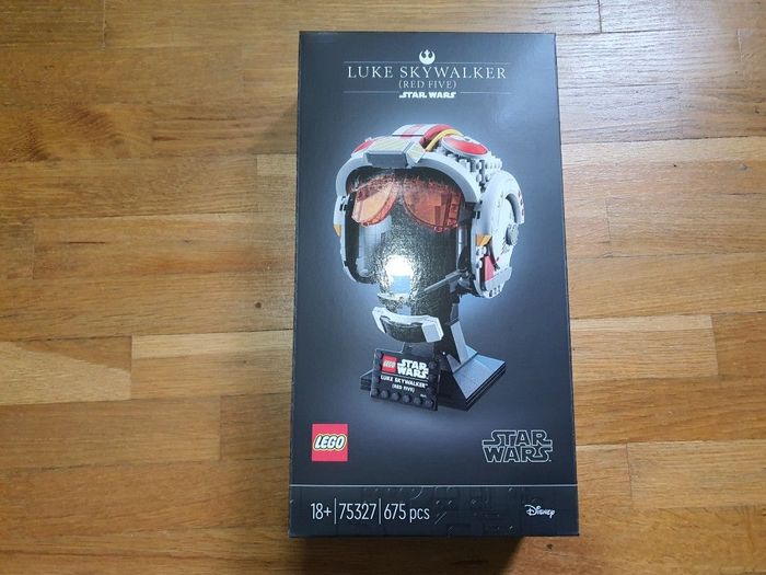 LEGO 75327 LE CASQUE RED FIVE DE LUKE SKYWALKER NEUF
