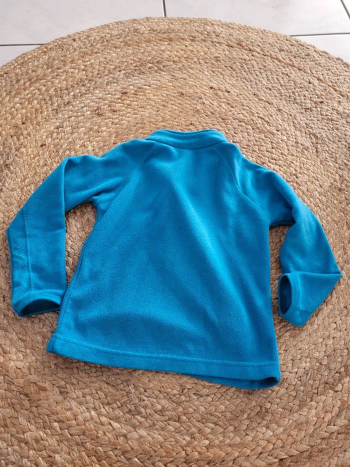 Pull bleu - photo numéro 2