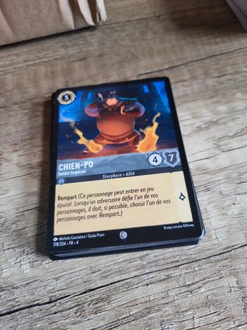 Carte Lorcana Chien-Po