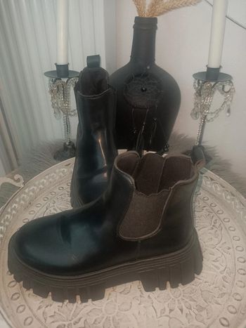 Magnifique paire de boots type Chelsea 38