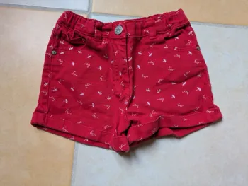 Short fille 6 ans sergent major bon état