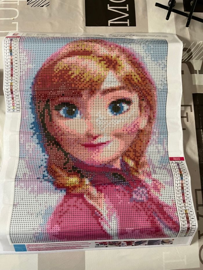 Diamond painting Anna reine des neiges - photo numéro 2