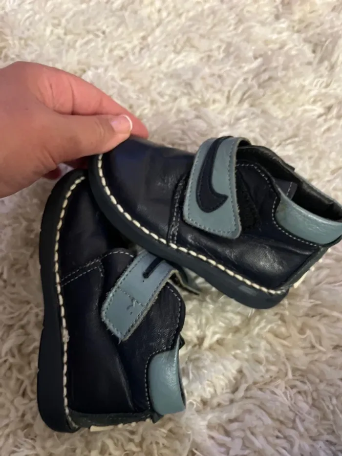 Chaussure scratch et cuir pointure 21 - photo numéro 2