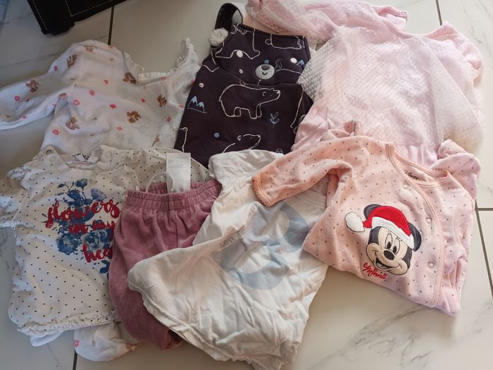 Lot 3 mois fille - photo numéro 2