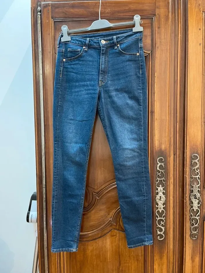 Superbe Jean taille haute slim 🌸 H&M 36