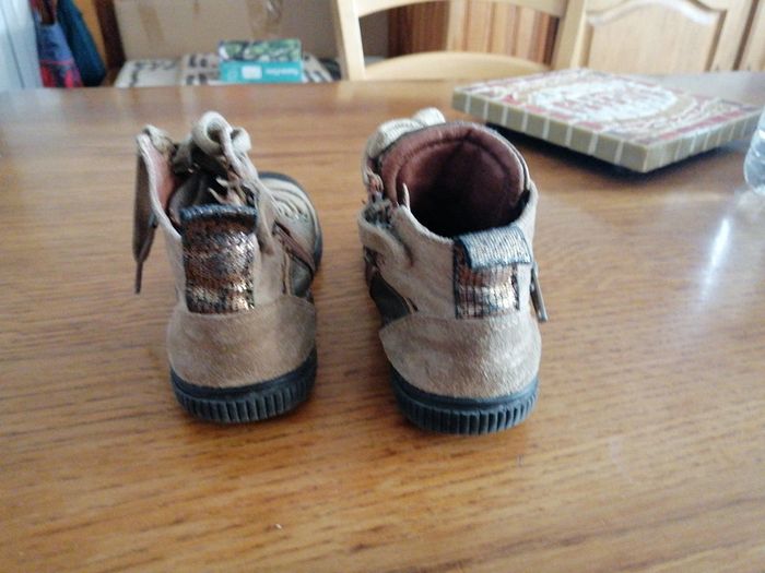 Chaussures montantes Pataugas 28 - photo numéro 3