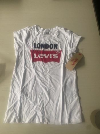 TEE shirt Levi’s neuf