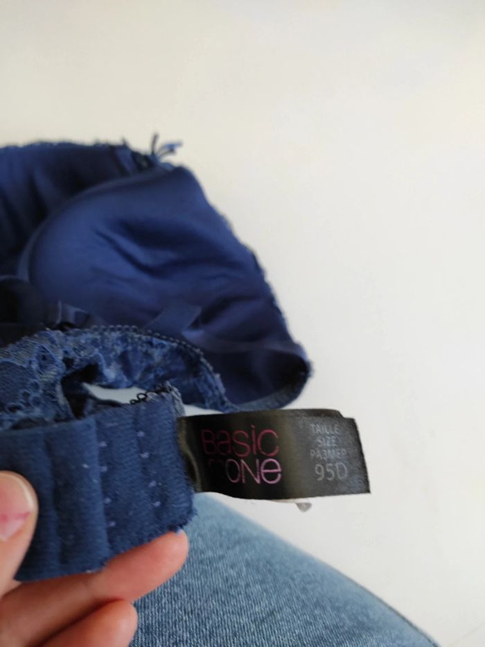 Soutien gorge 95 D - photo numéro 6