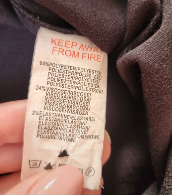 Jupe mi-longue noire – Taille 40 – Fluide et élégante - photo numéro 5