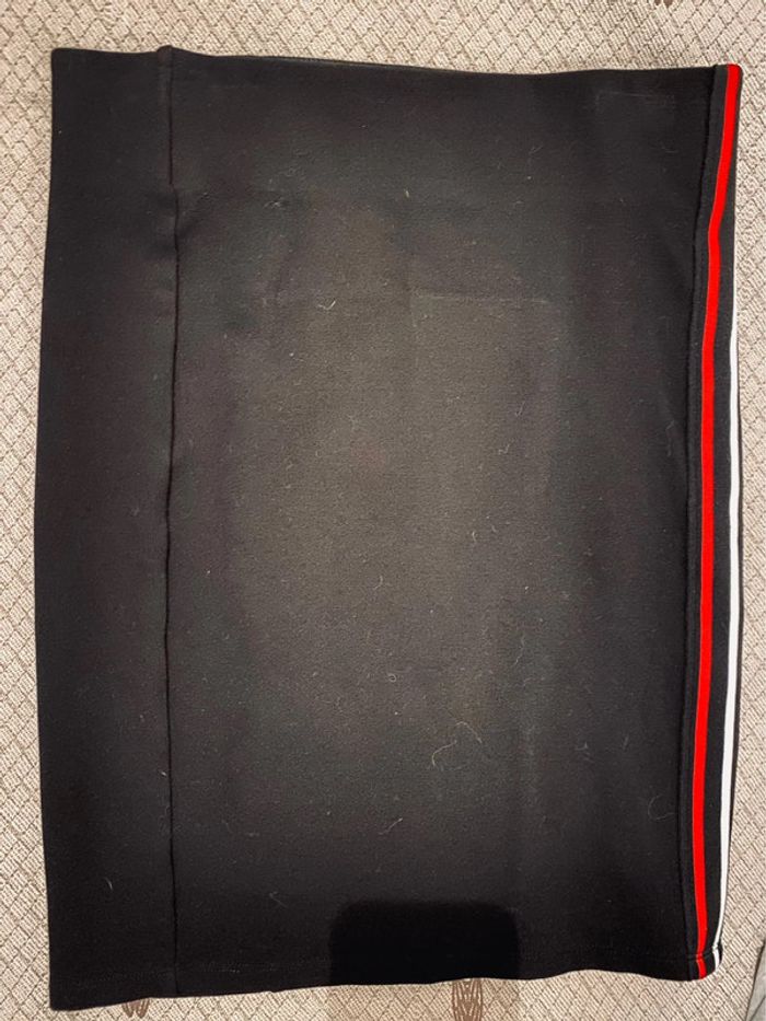 Jupe droite noire Stradivarius