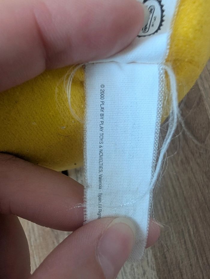 Peluche Pikachu - photo numéro 9
