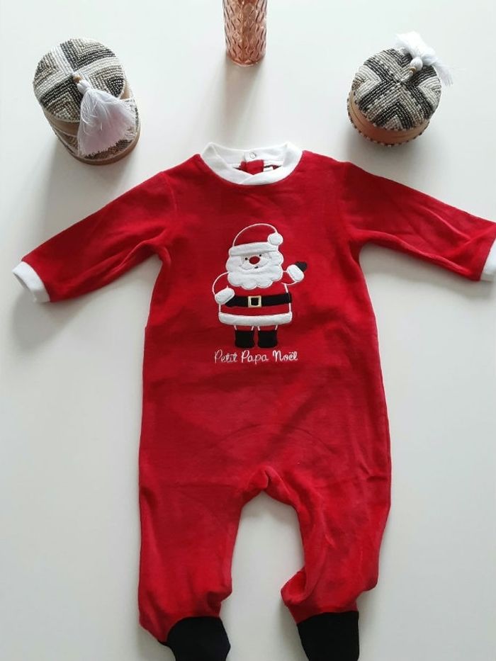Pyjama velours rouge petit papa Noël
