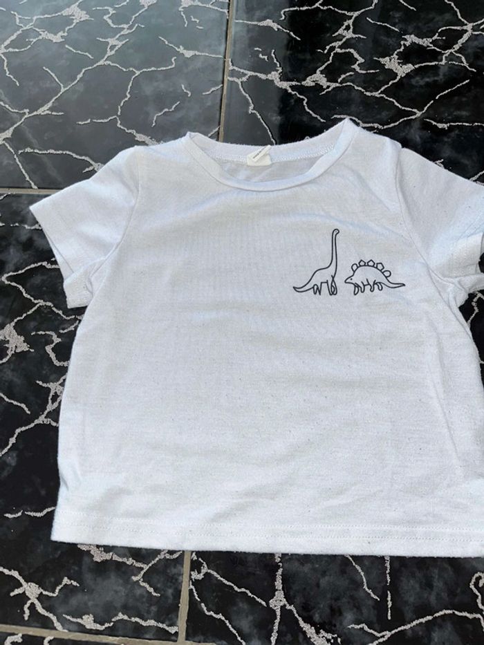 Tee shirt 3 ans - photo numéro 3
