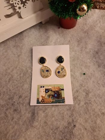 Boucles d'oreilles pendante grise et noir