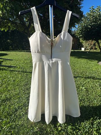 Robe  blanche taille 37