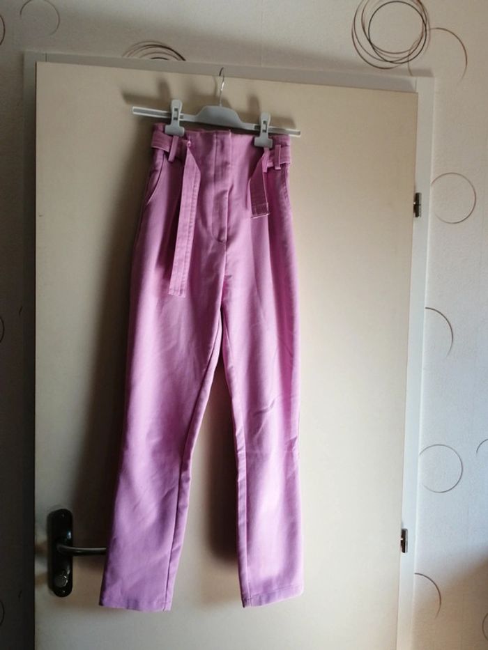 Pantalon chino rose Pimkie T32