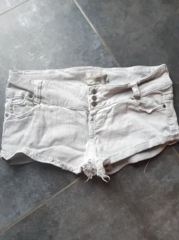 Mini short