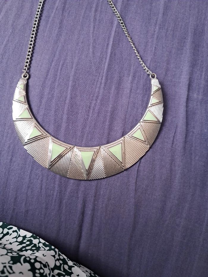Collier argenté - photo numéro 2
