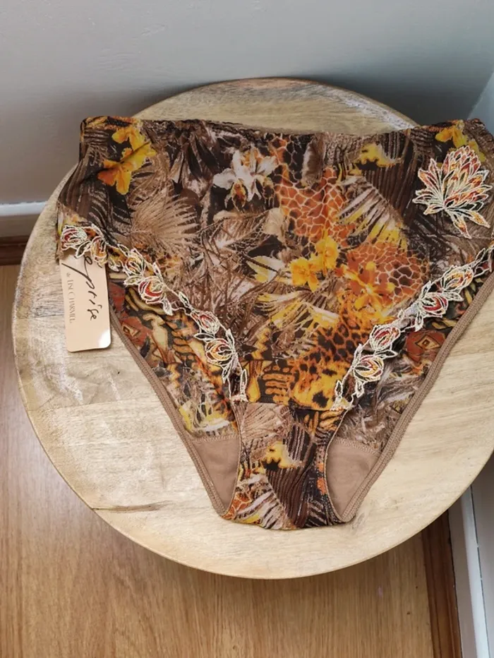 💋 culotte imprimé léopard brodée taille haute 🐆