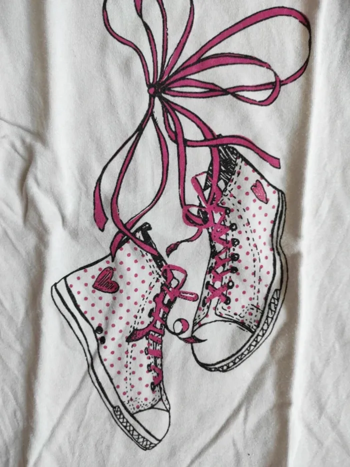 T shirt chaussures - photo numéro 3