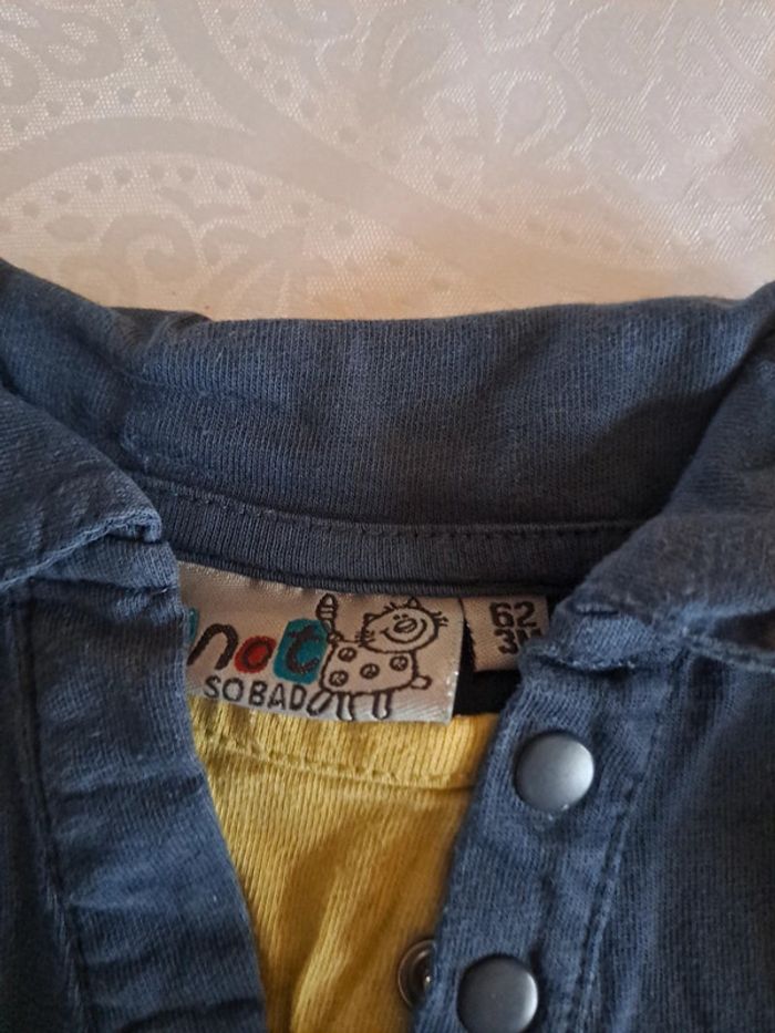 Polo manche longue bleu foncé et jaune 3 mois coton - photo numéro 2