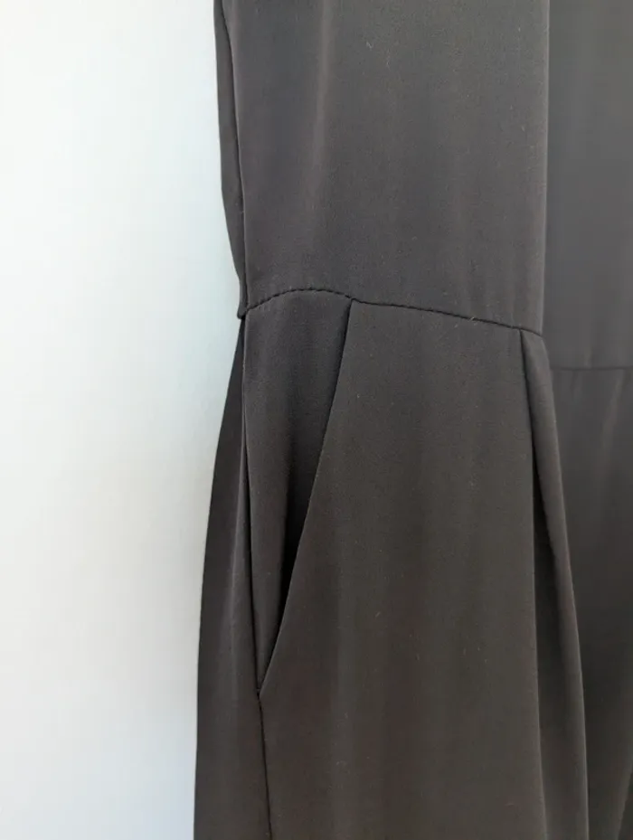 Robe courte sans manches - photo numéro 6