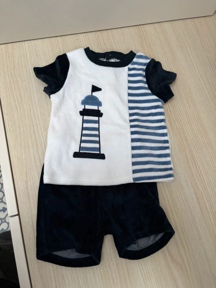 Ensemble short et t-shirt