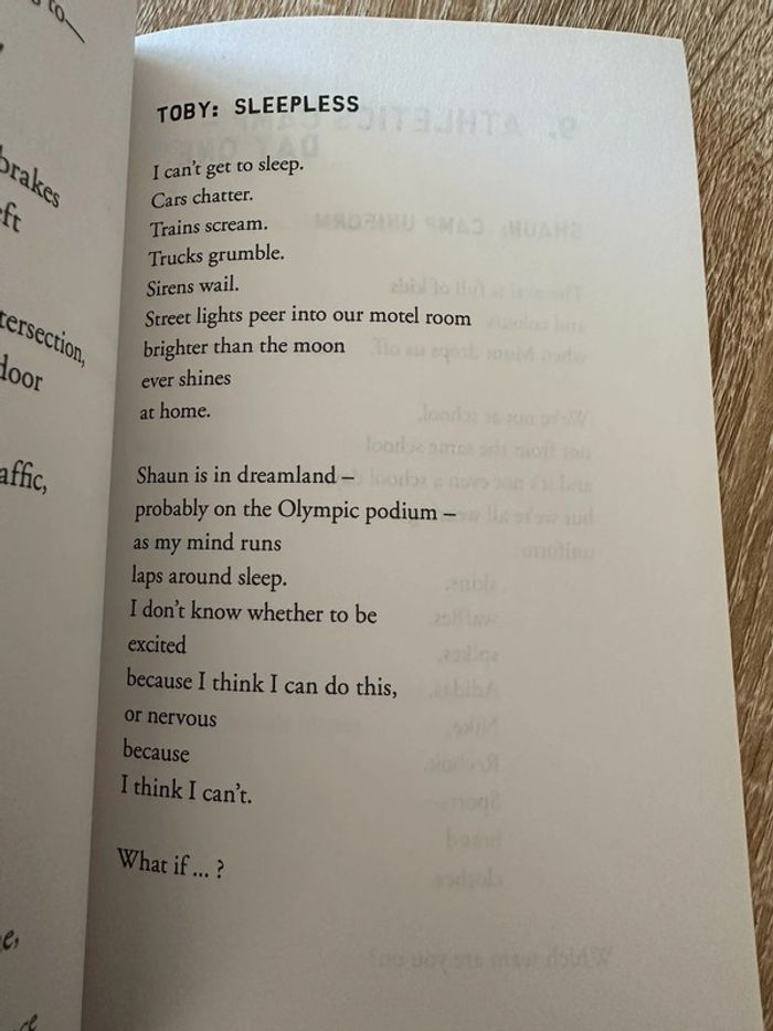 Livre en anglais On Track - photo numéro 3